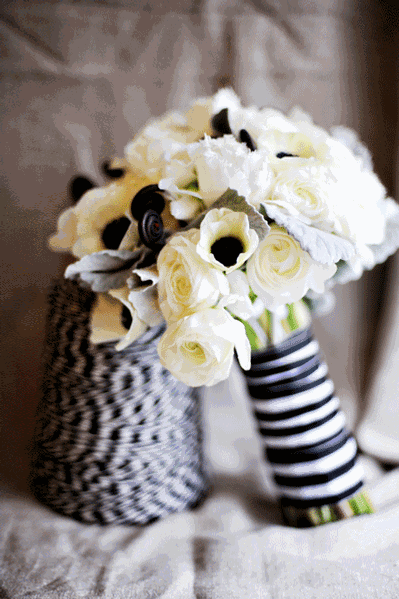 black and white wedding flower. Certain lack/white flowers